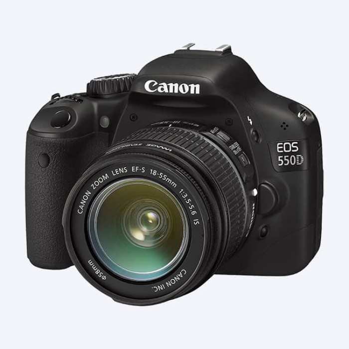 Canon 550D DLSR camera with Kit Lens 18 55 IS