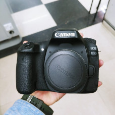 Canon 80D 2-3 Month Used